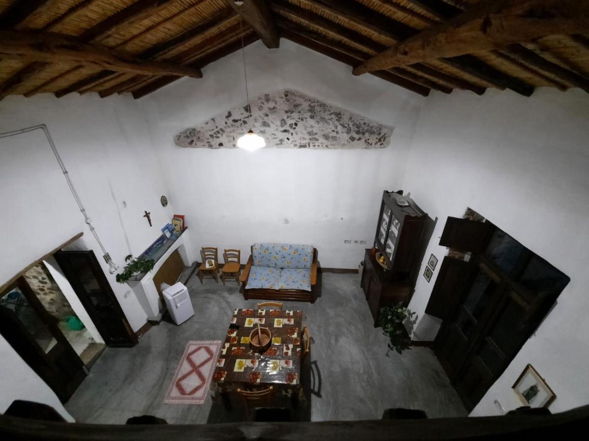 Domo Sedda Villa กัลเตลลิ ภายนอก รูปภาพ
